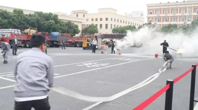 安全在心，技能在手-西尼機(jī)電開展秋季消防應(yīng)急疏散演練